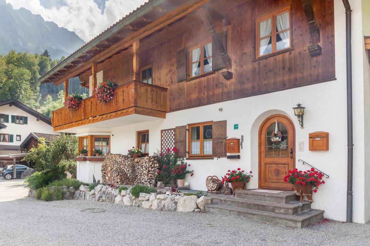 Ferienwohnung Alpenrose Грайнау Екстер'єр фото